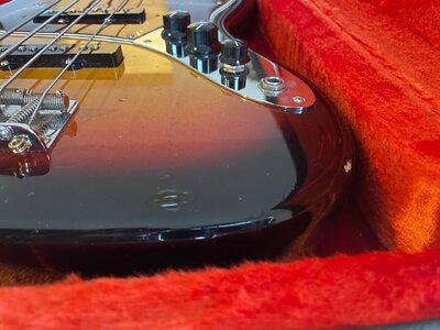 Fender CS Jazz Bass 64 NOS - 6.jpeg
