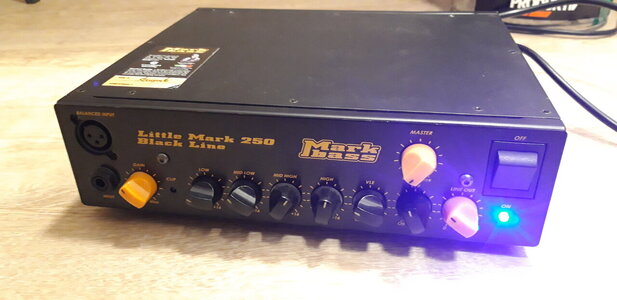 Reserviert *** Markbass Little Mark 250 Black Line