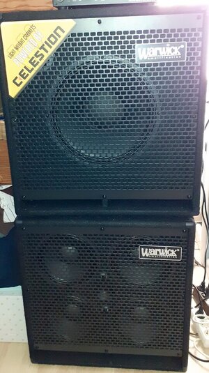 Warwick WCA 4x8 Bassbox, Celestion Speaker