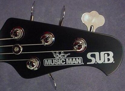 Suche Music Man StingRay USA SUB-Bass