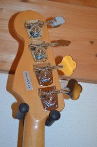 Fender Jazz Bass Tuner 14Jan2016.jpg