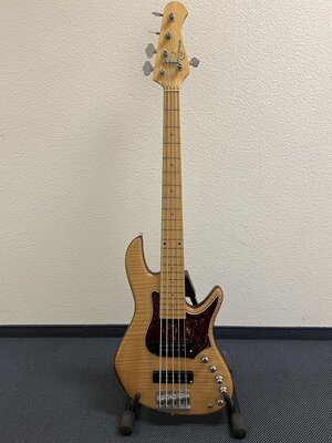 Tausche Eliezer Lara Custom Jazz 5