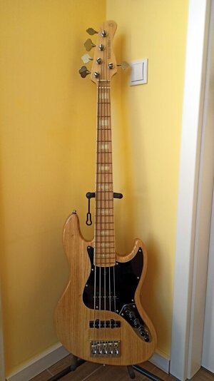 Reserviert! Marcus Miller V7 Swamp Ash-5 NT 2nd Gen mit Hipshot A Style Bridge