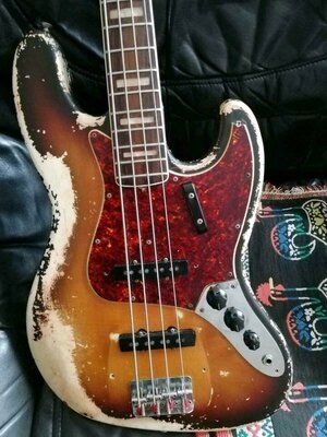 Suche Fender Jazz Bass 1960 - 1974
