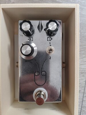 Locustom Fx Overbass Jr. MK I