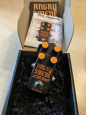 decibelics Angry Swede, der beste HM-2 für Bass