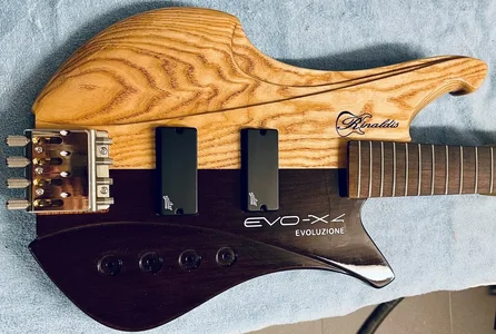 EVO-X4 Headless 001.webp