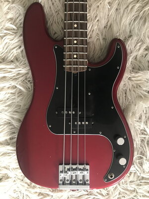 Fender Nate Mendel Precision Bass