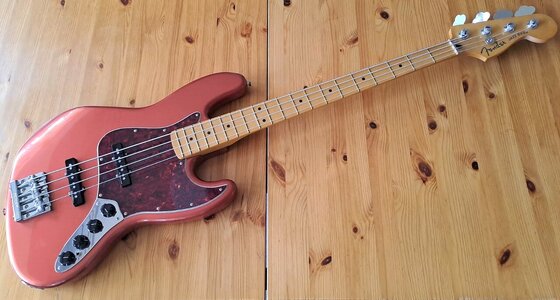 Fender Player Plus Jazz Bass MN ACAR zu verkaufen!