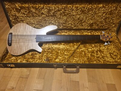Rob allen mb2 5 Flame maple Top