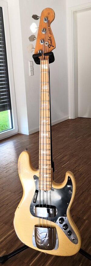 Fender Jazz 1974 Olympic White