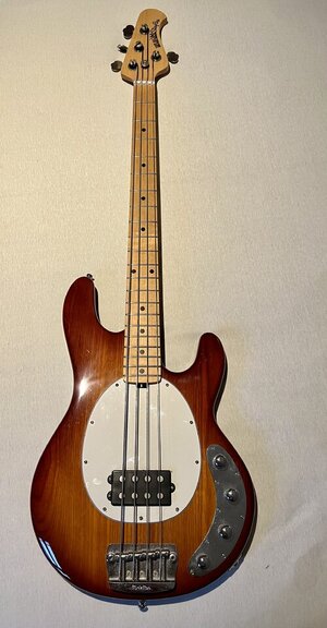 Musicman Stingray 3 EQ H, Baujahr 2015