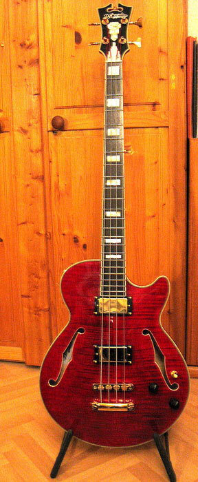 D`Angelico Excel Bass. Medium Scale. 3270g