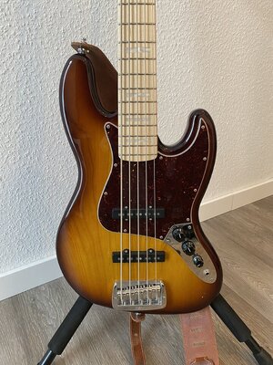G&L - JB-5 Bass USA - GL by Leo Fender inkl. Koffer & Zertifikat