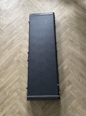 Verkauft: Tolex Koffer schwarz Jazz Precision Original Vintage