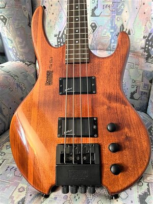 Kult-Bass: Hohner „The Jack“ headless, mit Case