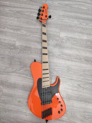 Grosmann Classic 5 singlecut fanfret