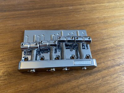 Gotoh 201B-4 Bass Bridge, Chrome