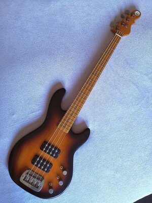 G&l L2000 Custom Bass, Hipshot Tuner