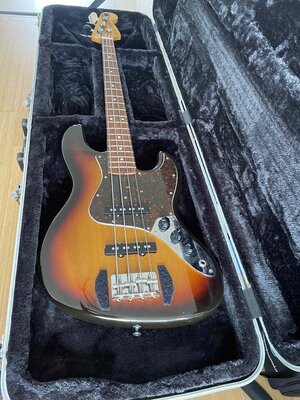 fender 02.jpg