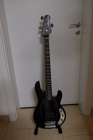 MusicMan USA SUB5