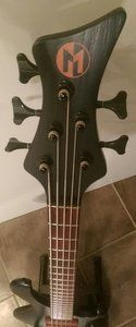 headstock.jpg