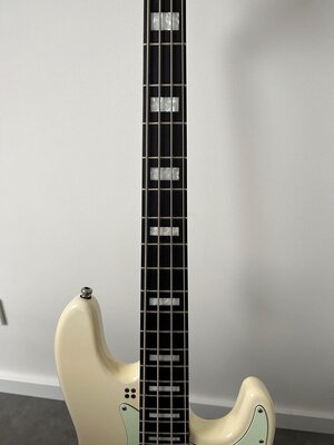 Sandberg California TT White Matched Headstock.