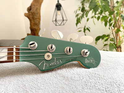 Fender Jazz Bass Signature