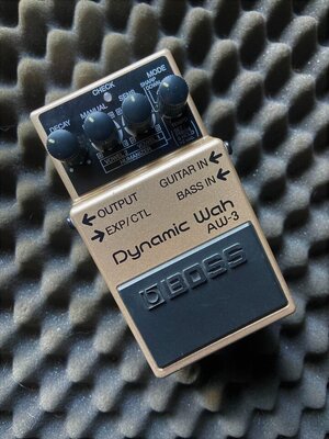Boss Dynamic Wah AW-3, für Gitarre und Bass, NP 160.- Euro