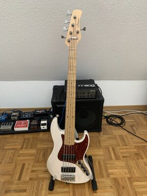 Reserviert - Tino Tedesco - Jazz Bass