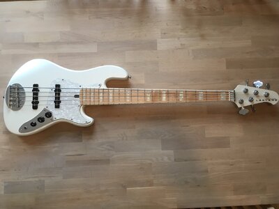 Lakland Skyline DJ5 White 5-Saiter