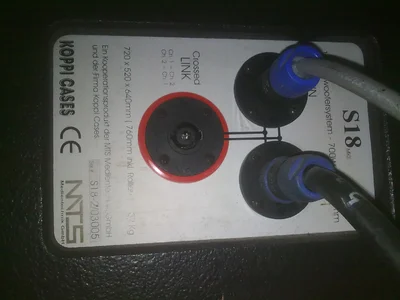 dub chamber Bass-bin Anschlussfeld.webp