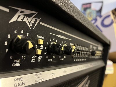 Peavey TKO 115 s