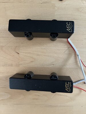 MEC Aktive J-Style Pickups