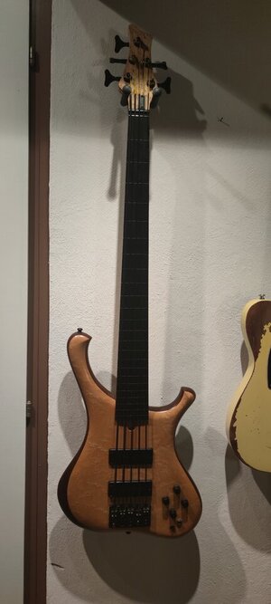 Marleaux Consat 5 Fretless