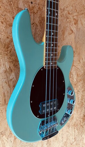 Tausch: Biete StingRay Kopie - Suche Fretless