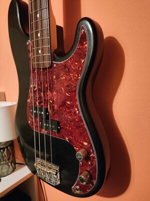 Precision Bass