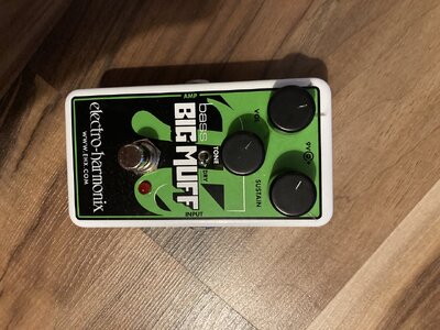 EHX Bass Big Muff Nano