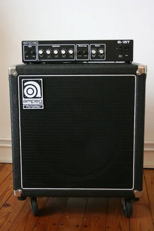 s_ampeg_front.webp