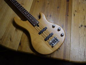 bass4.JPG bass4.JPG