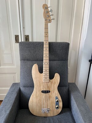 51er Precision / Telecaster Bass