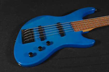 SUCHE Guild PILOT 5 string Bass