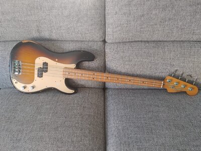 Fender Precision Road Worn 2TS [SOLD]