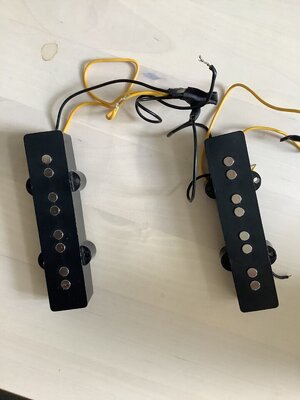 Jazz Bass Pickups