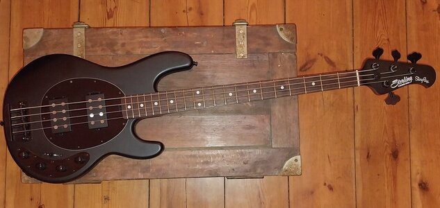 Sterling by Music Man StingRay RAY34HH Stealth Black.jpg
