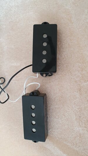 Fender Vintera 50s Preci Pickups