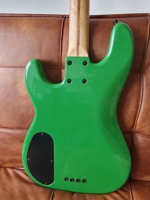 HotWire eMM4 - Green Charger