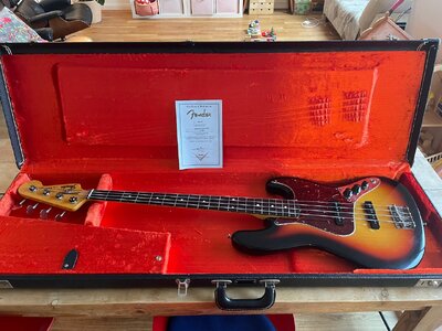 Verkauft: Fender 64er Custom Shop Jazz Bass NOS aus 2006