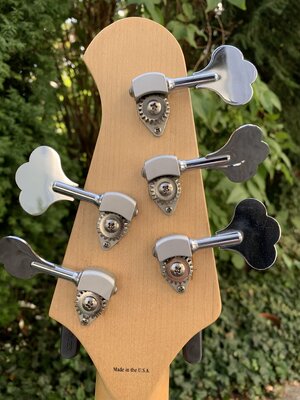 Lakland 55-76 Headstock back.jpg