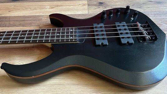 Marcus Miller M2 5 TBK First Gen